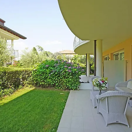 Giulia Luxury Apartment Sirmione Exterior photo